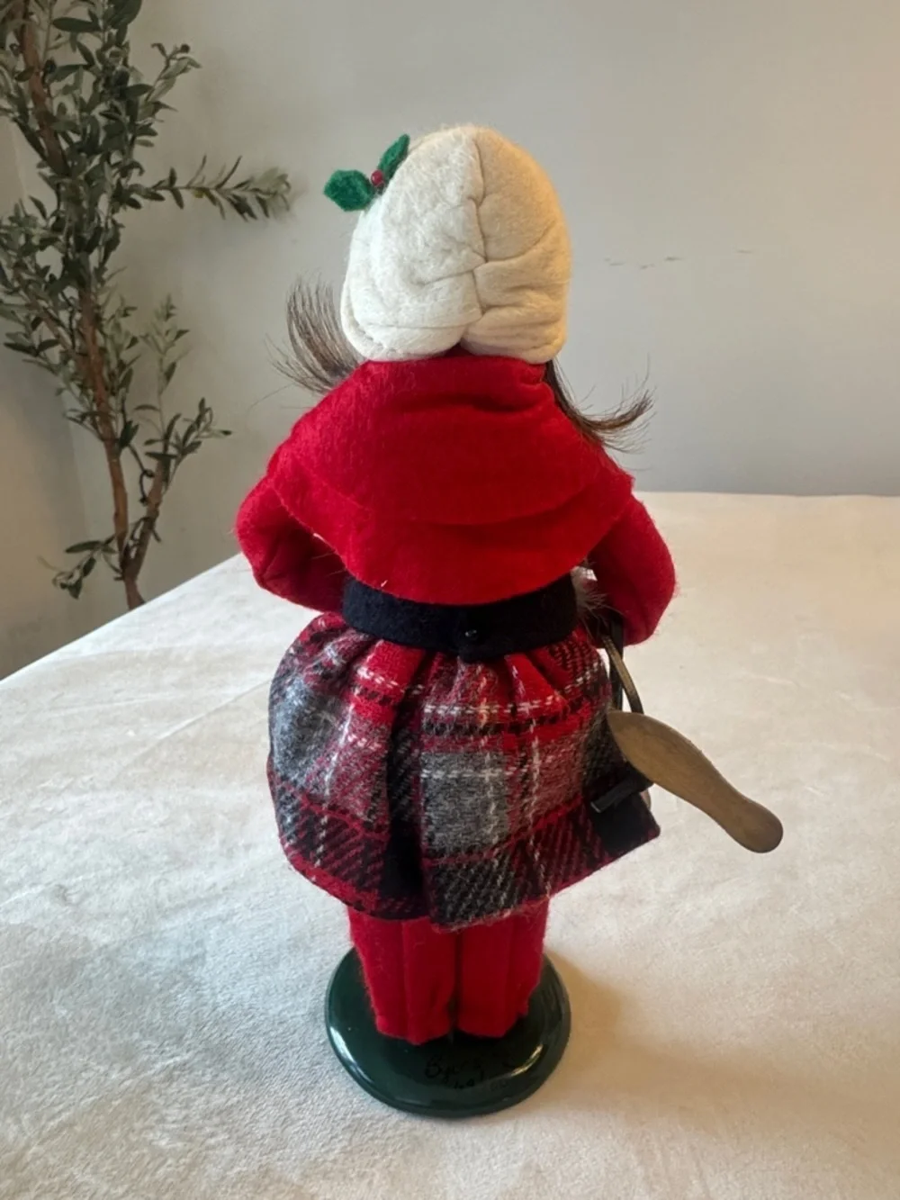 Vintage 1992 Byer’s Choice Ltd Caroler Figurine in Red with White Fur Muff